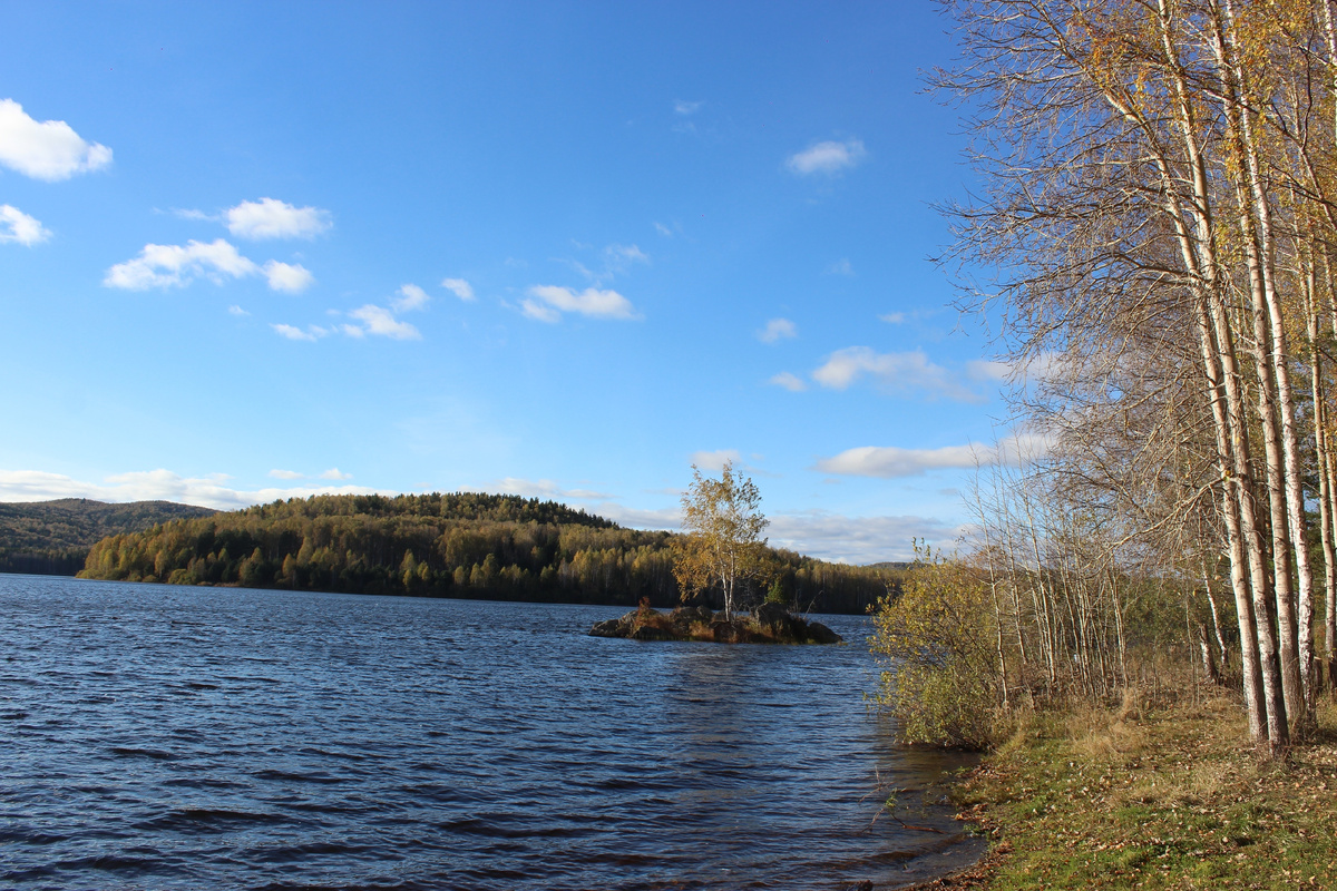 И мимо этой красоты мы бежим