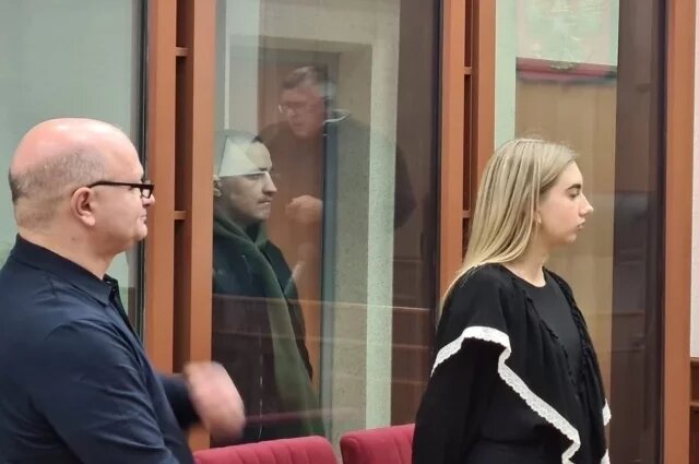    Как наказали мужчину, выбросившего 1,5-годовалую дочь из окна пятого этажа?