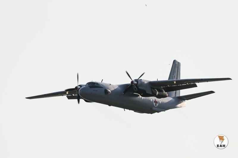    ЕАН / Летящий самолет