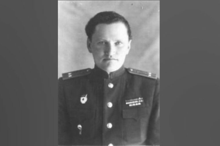    CREATOR: gd-jpeg v1.0 (using IJG JPEG v62), quality = 82