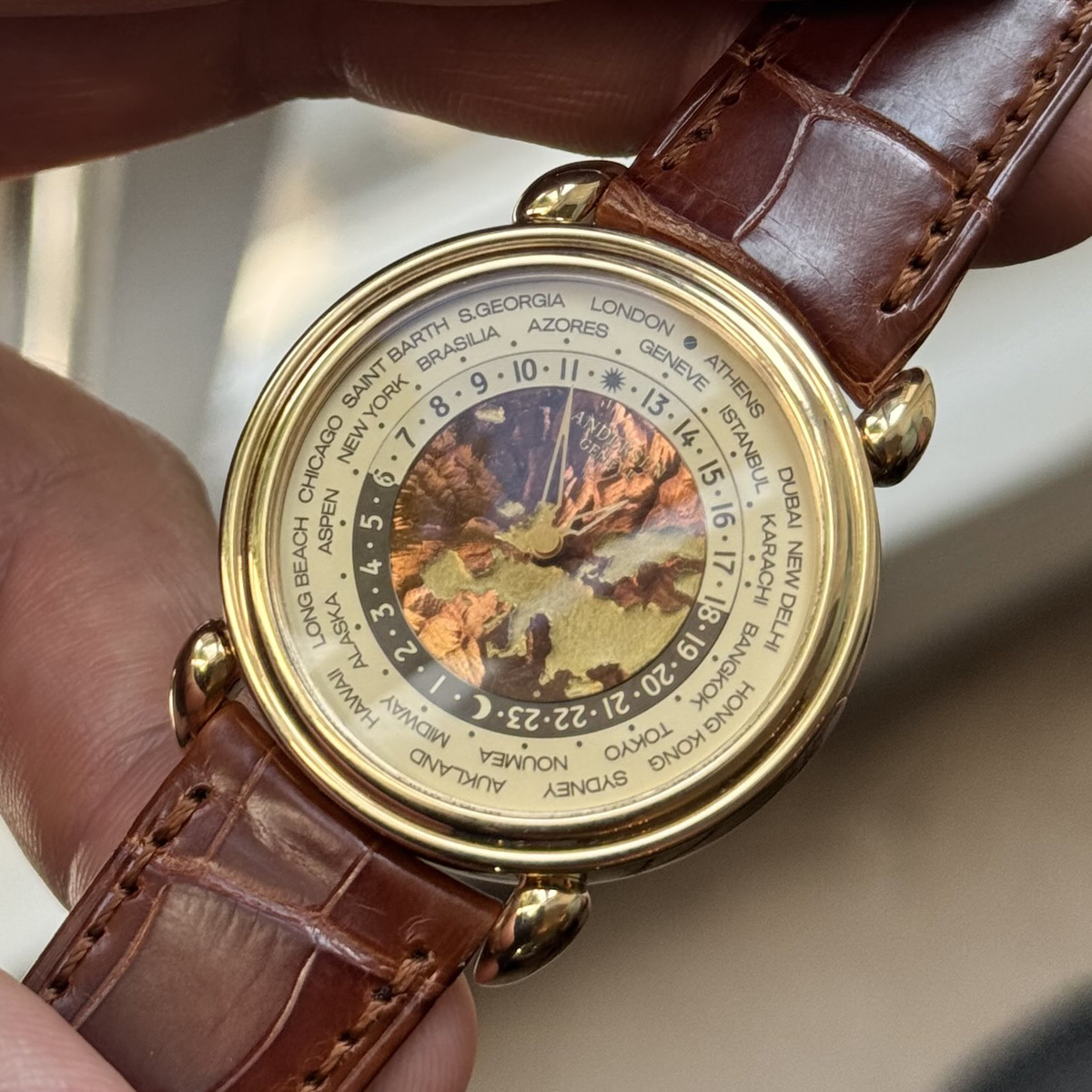 Фото: monochrome-watches.com