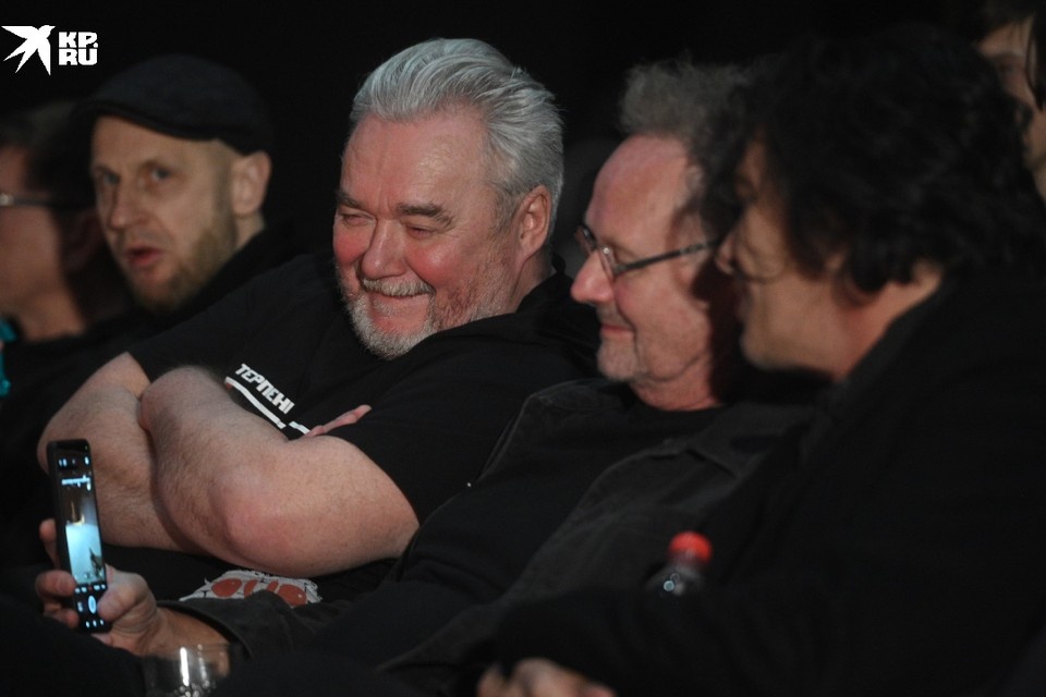    Малоизвестные песни придумали заново. Алексей БУЛАТОВ