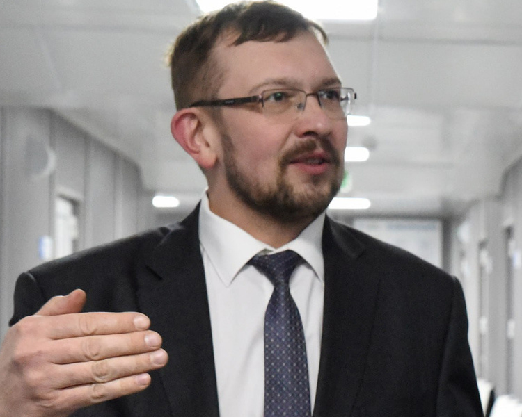     В Железногорске уволился главный врач городской больницы на фоне критики системы здравоохранения