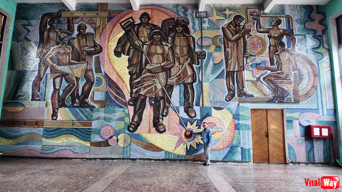 Южный вокзал Днепропетровска был открыт 1 июня 1975 года