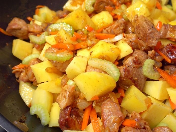 Картошка с мясом, которую невозможно испортить