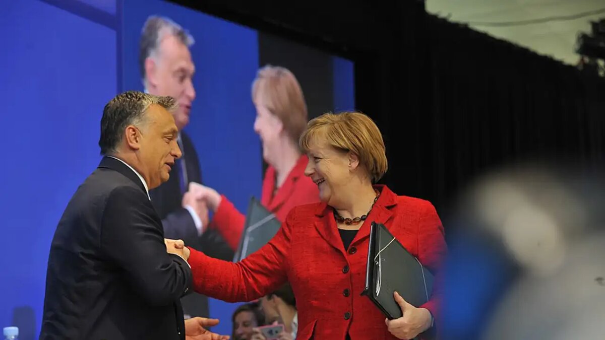    Виктор Орбан и Ангела Меркель. © wikipedia.org