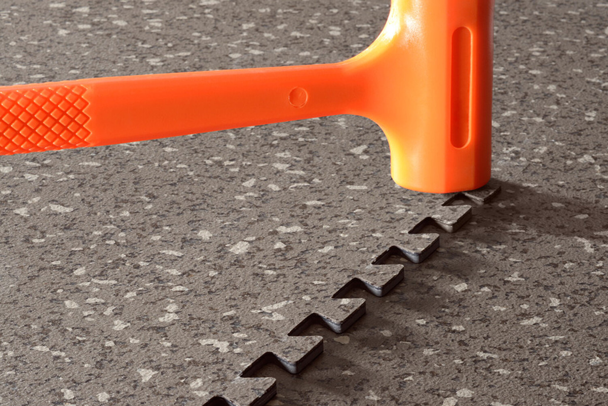 GTI MAX Connect имеет замковую систему "ласточкин хвост".