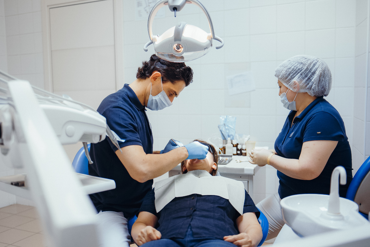 Фотография взята с сайта стоматологии Дмитрович Фэмили https://www.dmitrovich.ru/