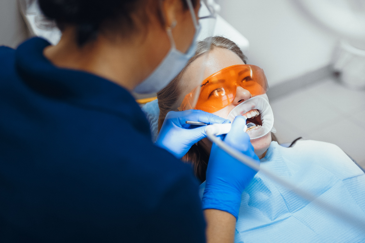 Фотография взята с сайта стоматологии Дмитрович Фэмили https://www.dmitrovich.ru/