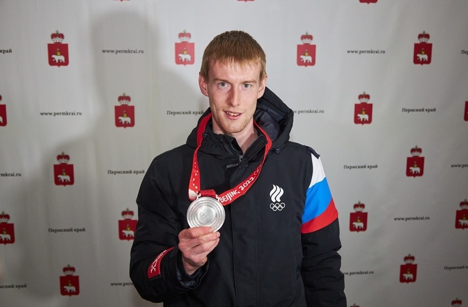    В прыжках на большом трамплине К-125 чемпионом России стал Евгений Климов. Николай ОБЕРЕМЧЕНКО