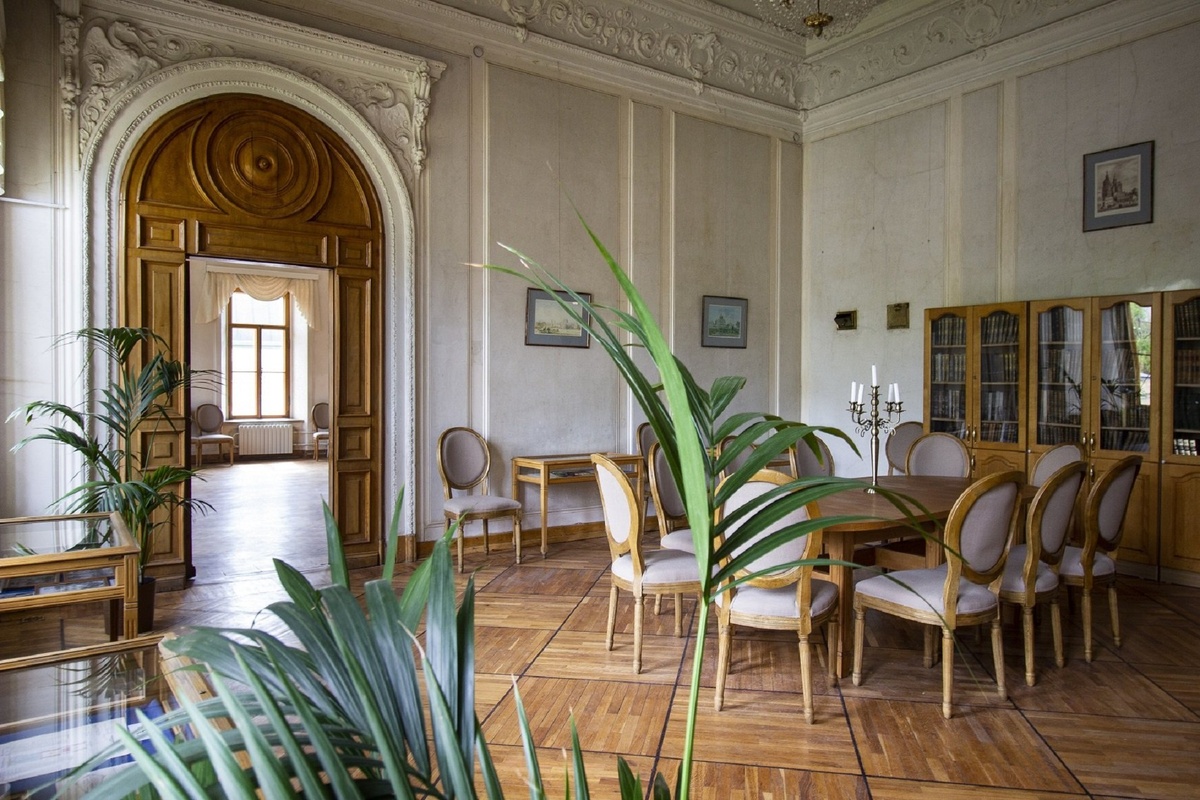 Фото: Библиотека-читальня имени А.С. Пушкина