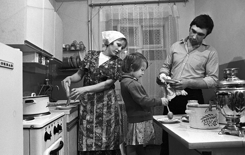 В СССР знали: 70% инфарктов случается ночью — применяли особый ужин, о котором сегодня молчат. Сейчас врачам выгоднее составлять диеты