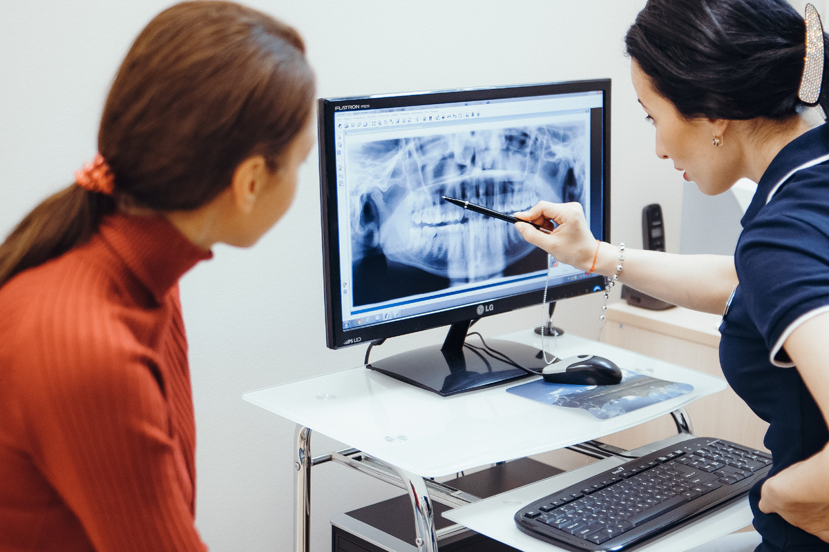 Фотография взята с сайта стоматологии Дмитрович Фэмили https://www.dmitrovich.ru/