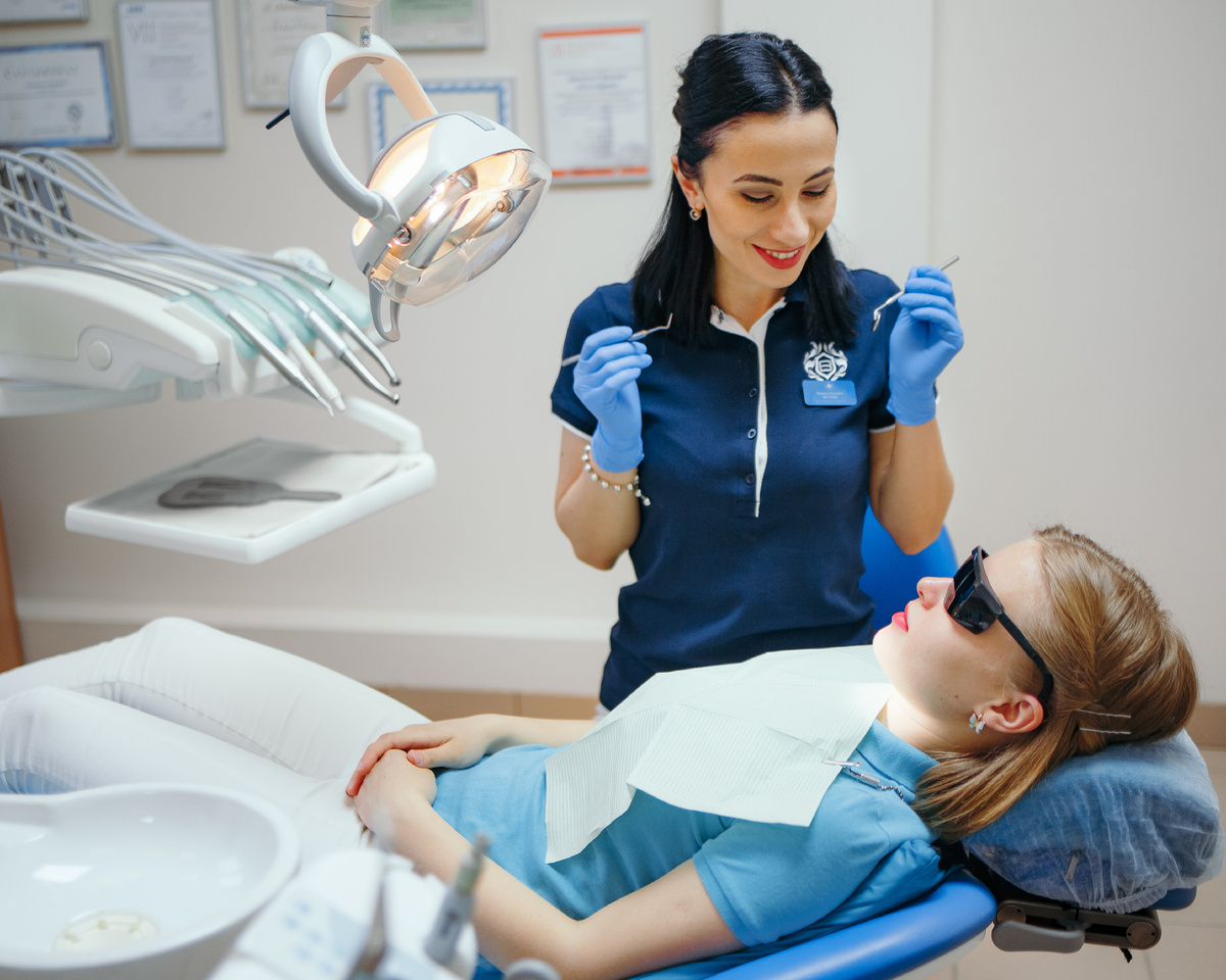 Фотография взята с сайта стоматологии Дмитрович Фэмили https://www.dmitrovich.ru/