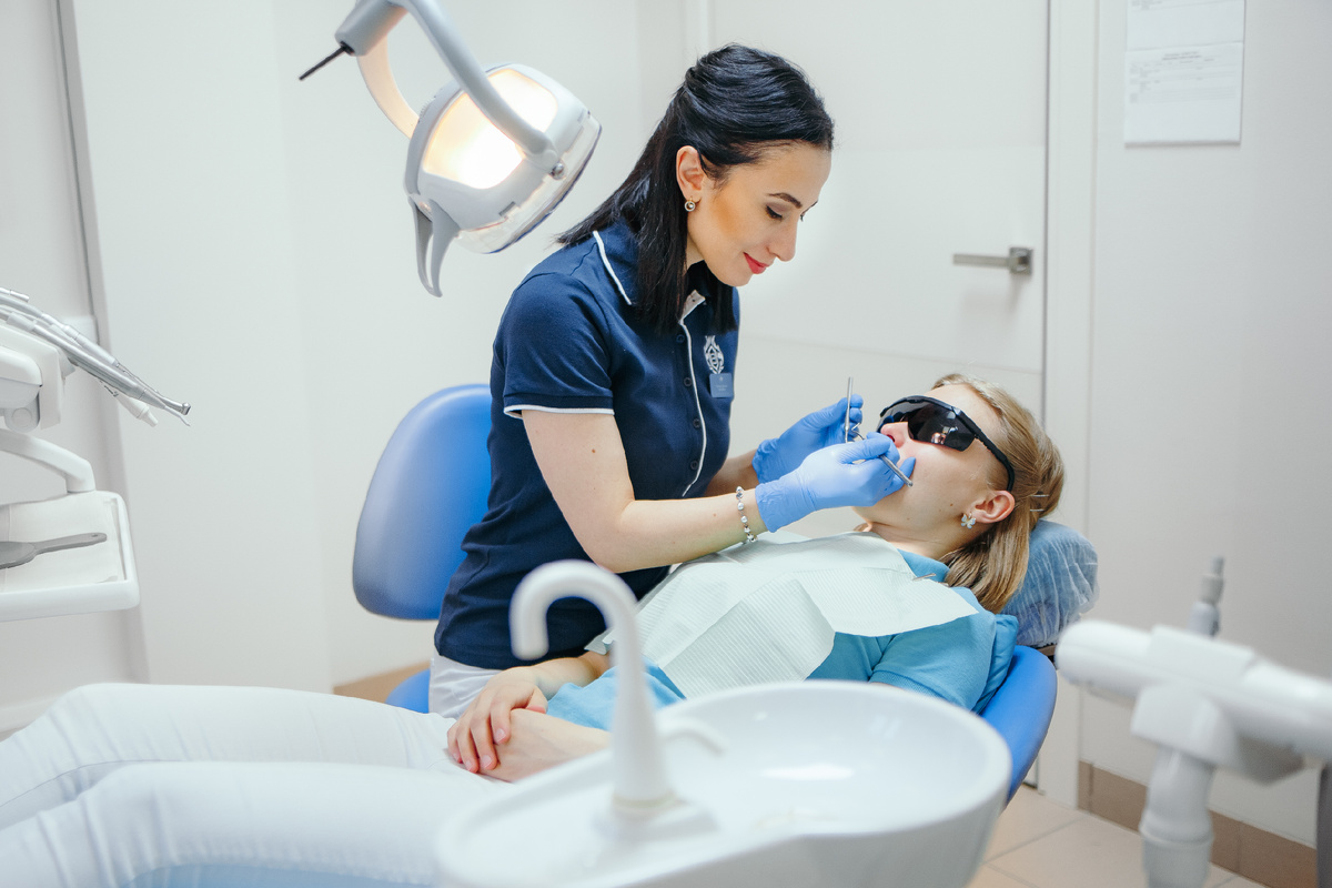 Фотография взята с сайта стоматологии Дмитрович Фэмили https://www.dmitrovich.ru/