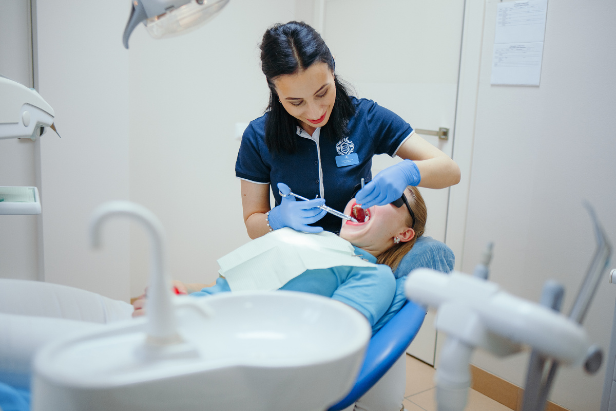 Фотография взята с сайта стоматологии Дмитрович Фэмили https://www.dmitrovich.ru/