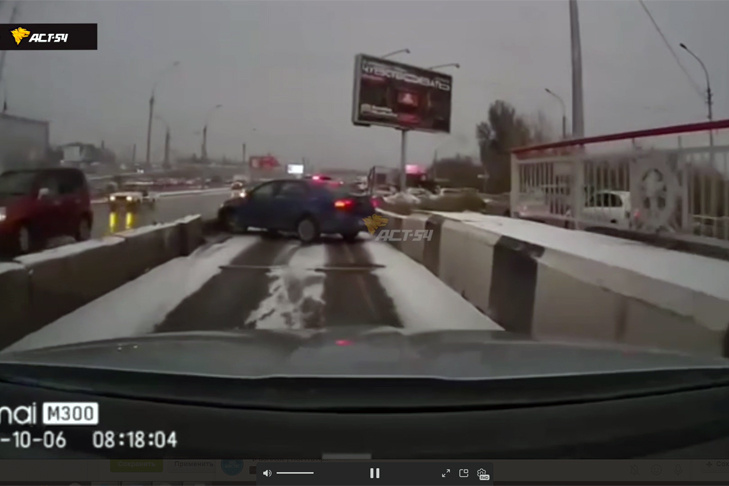    Кадр из видео АСТ-54