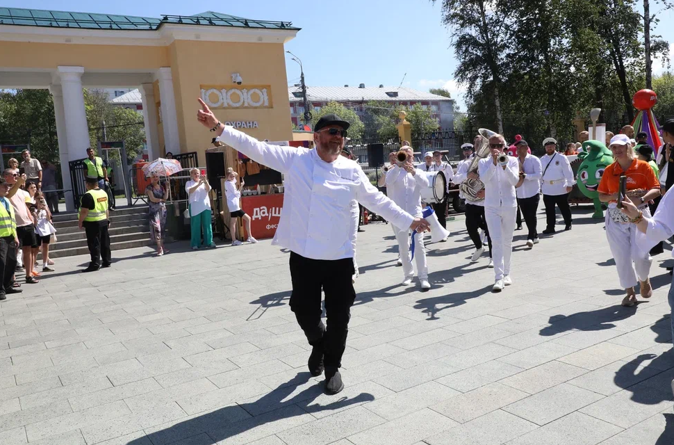    Брак продлился четыре года