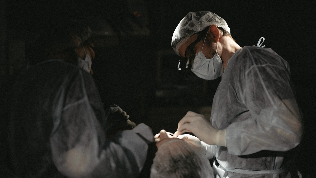 Изменения химического состава эмали при кариесе в стадии пятна