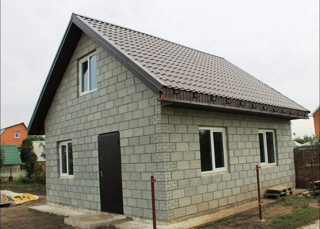 Дача из шлакоблоков, из интернета.