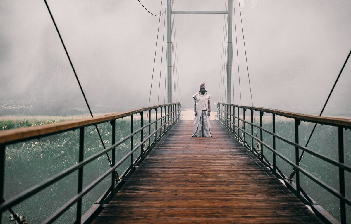 Кадр со съемочного процесса сериала «Полдень». Фото: Кино-Театр.ру