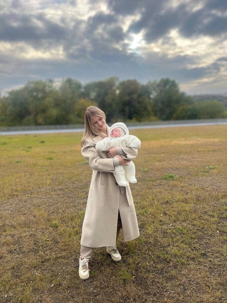    Александра Трусова с сыном. Фото: соцсети