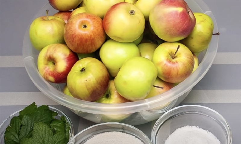 Мочёные яблоки в банках по старинному рецепту: вкус лета на всю зиму