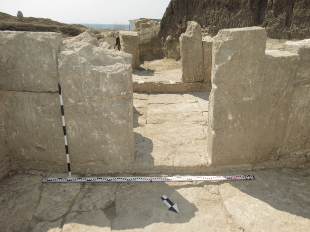 Памятник «Войково VIII» находится в административных границах Войковского сельского поселения Ленинского района Республики Крым. Погребальные комплексы датируются I–III в. н.э., отдельные погребения можно датировать IV–V вв. н. э.