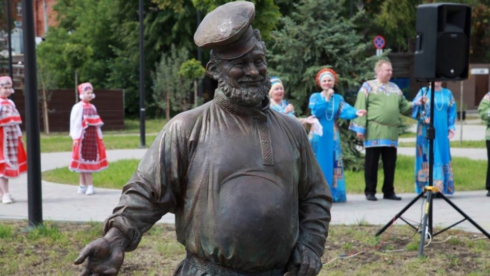 Рязанский косопуз, городская жанровая скульптура