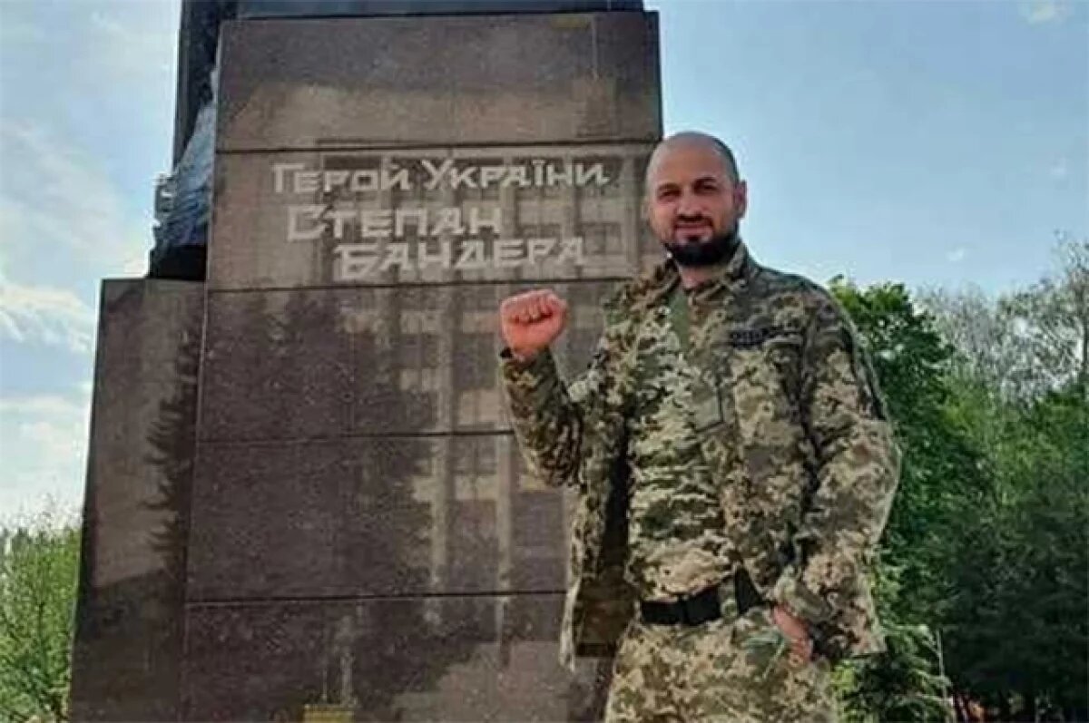    Ладо Гамсахурдия объявил себя новым министром обороны Грузии.