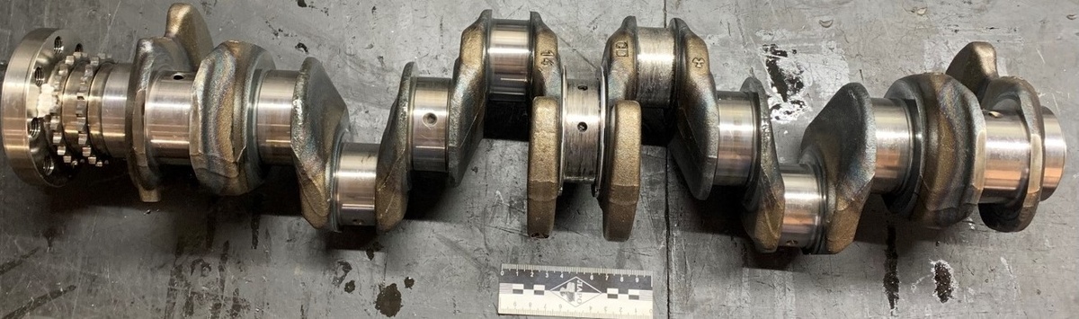 Фото 2. Коленчатый вал.