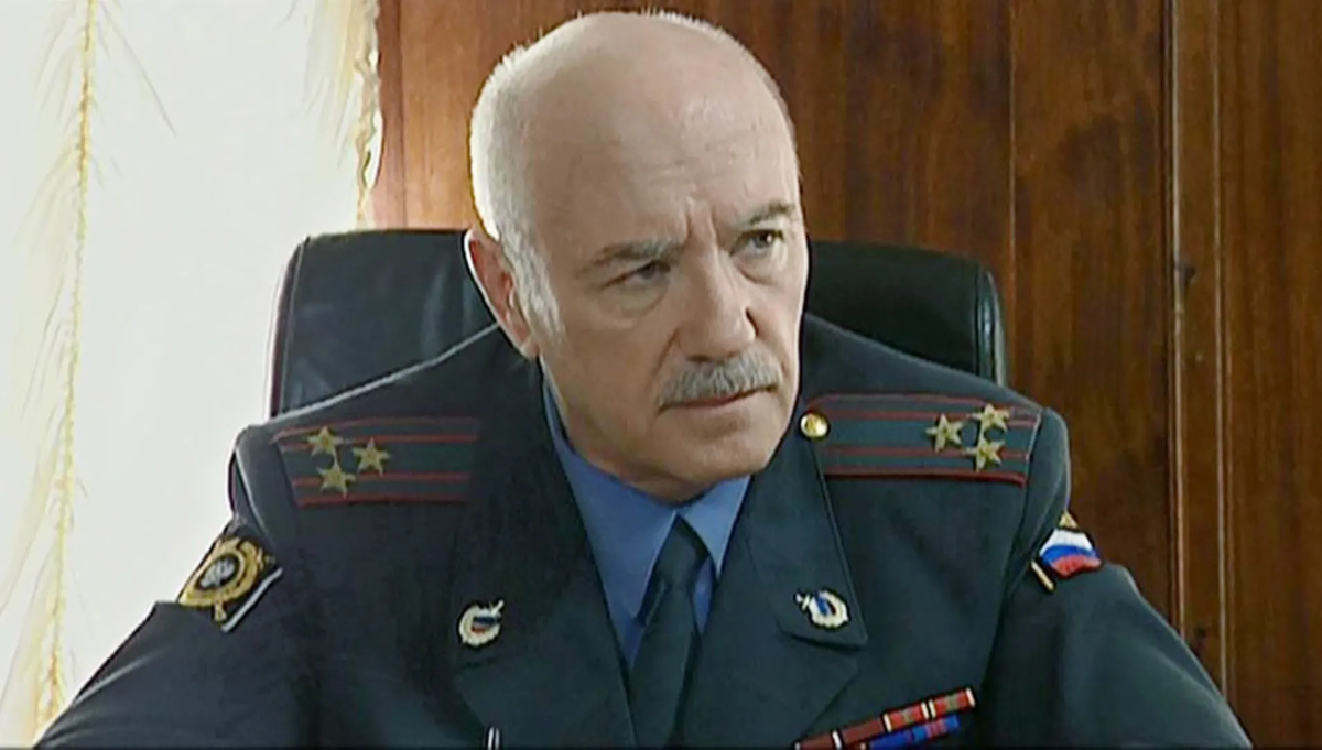 «Улицы разбитых фонарей», к/к «Русское видео-фильм», 1997-1998, реж. А. Рогожкин, Д. Светозаров, К. Капица, В. Аксёнов, В. Бортко