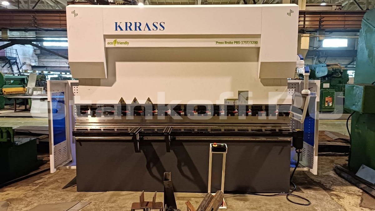  Гидравлический листогибочный пресс KRRASS PBS 175/3200 4 axis

