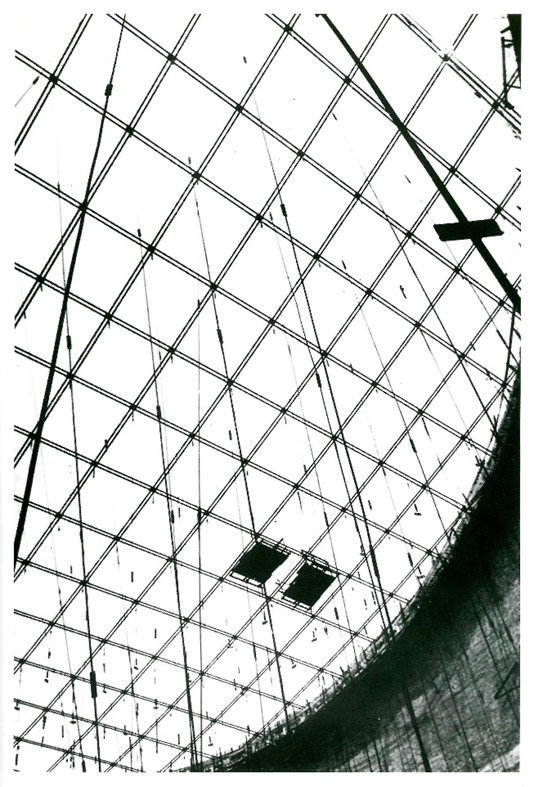 Конструкция вантового покрытия Новосибирского цирка. / М. Аметова. Сборник: « Саломея Гельфер. К юбилею архитектора». – 2006. – 87 6.: ил. / Государственный музей архитектуры имени А.В. Щусева.