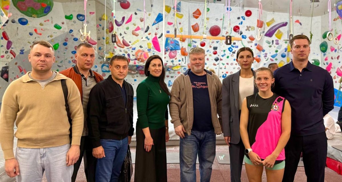    Участники программы встретились с нижегородской чемпионкой по скалолазанию Даниэлой Кожековой