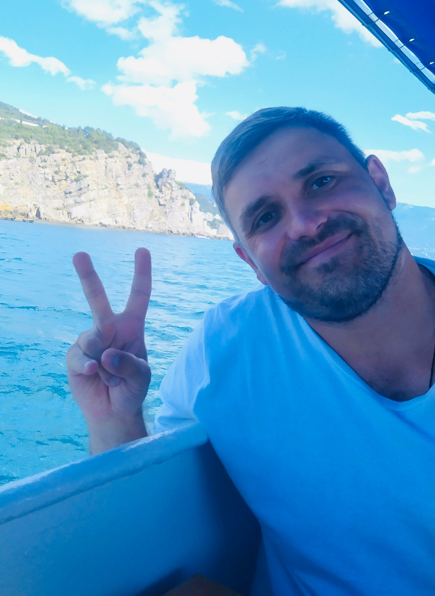 Продавец №1