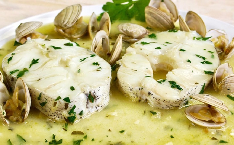 Готовим хек в особом соусе по испанскому рецепту 