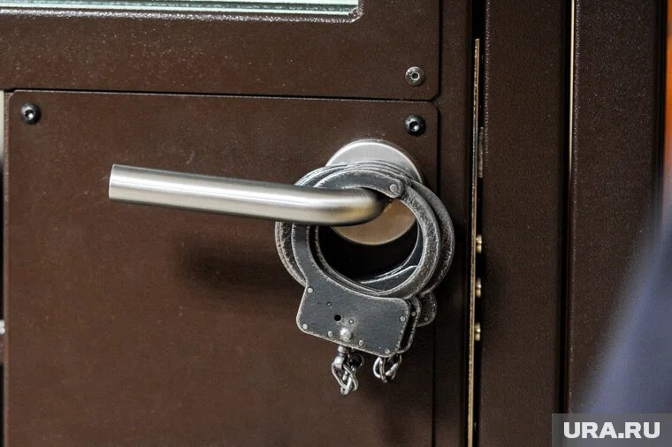  Суд оставил под арестом бывшего вице-мэра Когалыма, обвиняемого во взятках Фото: Вадим Ахметов © URA.RU