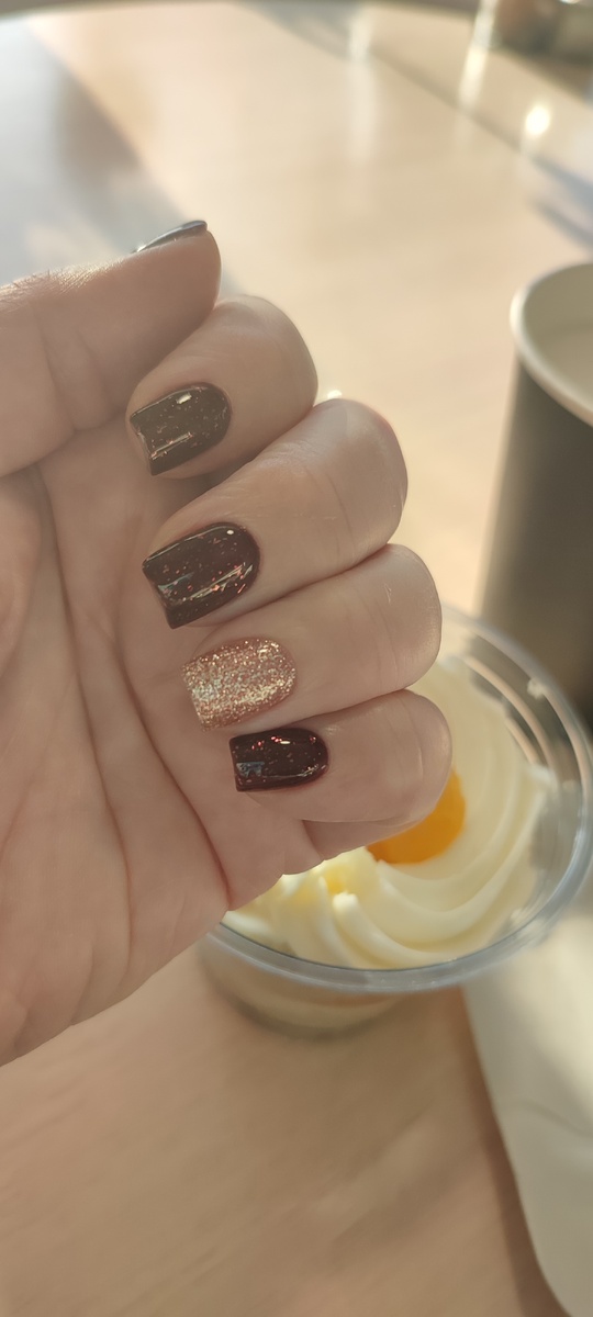 Снимок автора. В любимом кафе