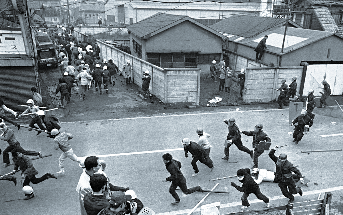 Разгон студенческой демонстрации в Японии, 1969 г.