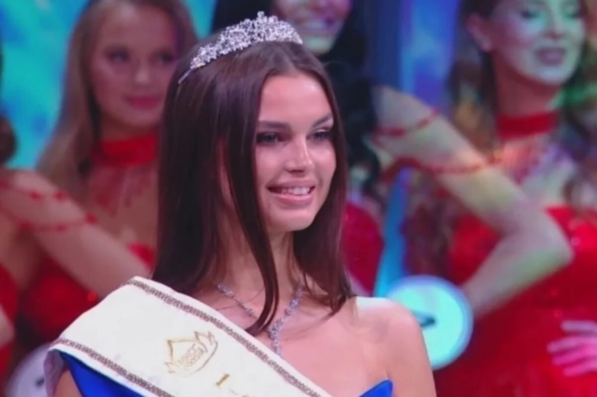    Жительница Керчи Алена Лесняк стала первой Вице-Мисс Россия-2025