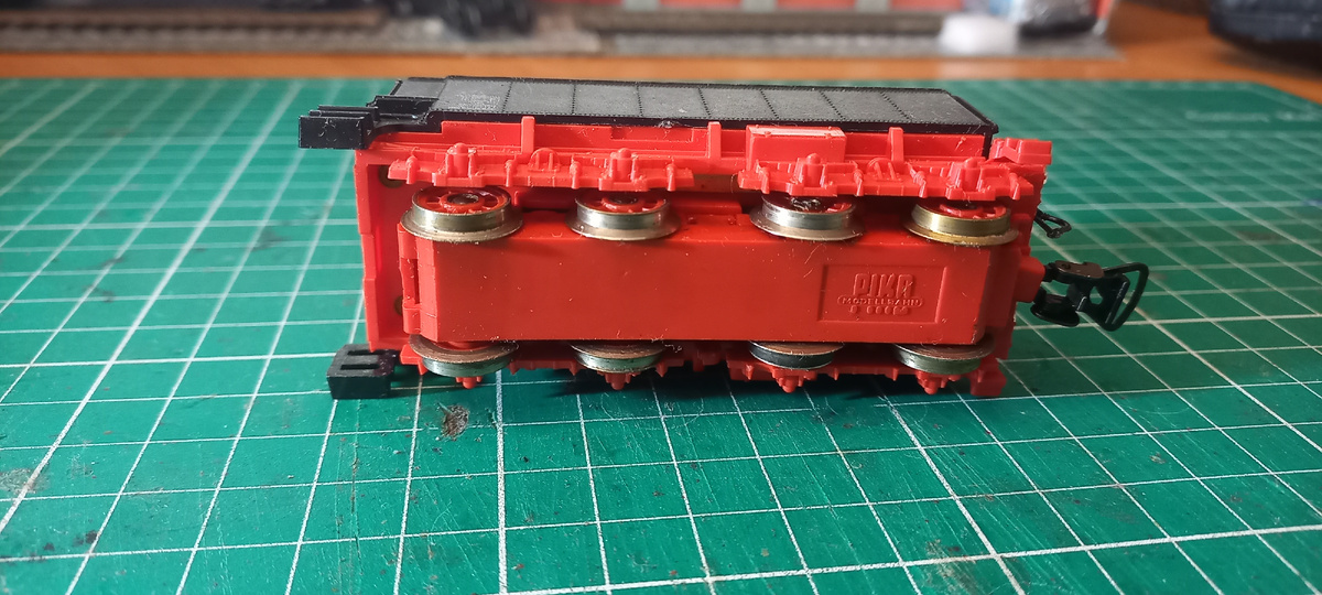 Вид тенедера BR38, полный привод.