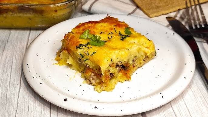 Картофельная запеканка с фаршем и сыром 