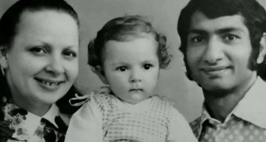 Василий Васильев с Галиной Храмовой и дочкой