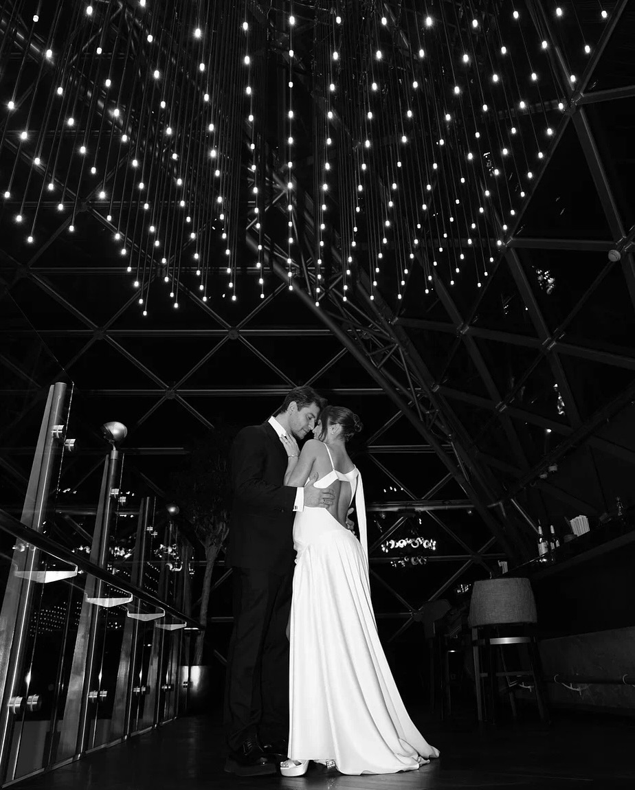 Мари Краймбрери и DAVA