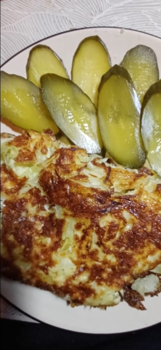 С квашеными огурцами