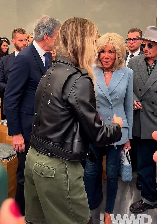 50-летняя актриса, снимавшаяся с Джонни Деппом в «Жене астронавта» (1999), после той работы с ним не пересекалась, а на шоу и вовсе его проигнорировала