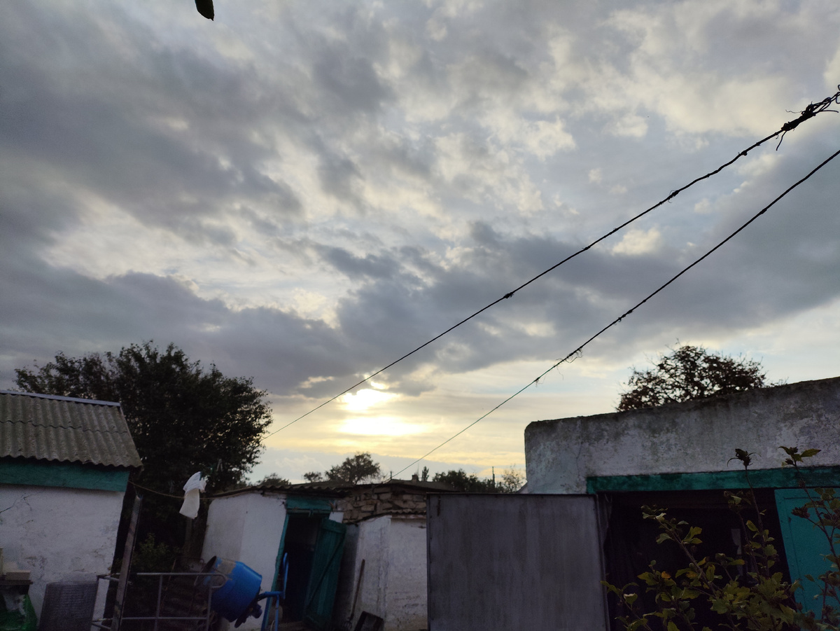 А вот и солнышко показалось...