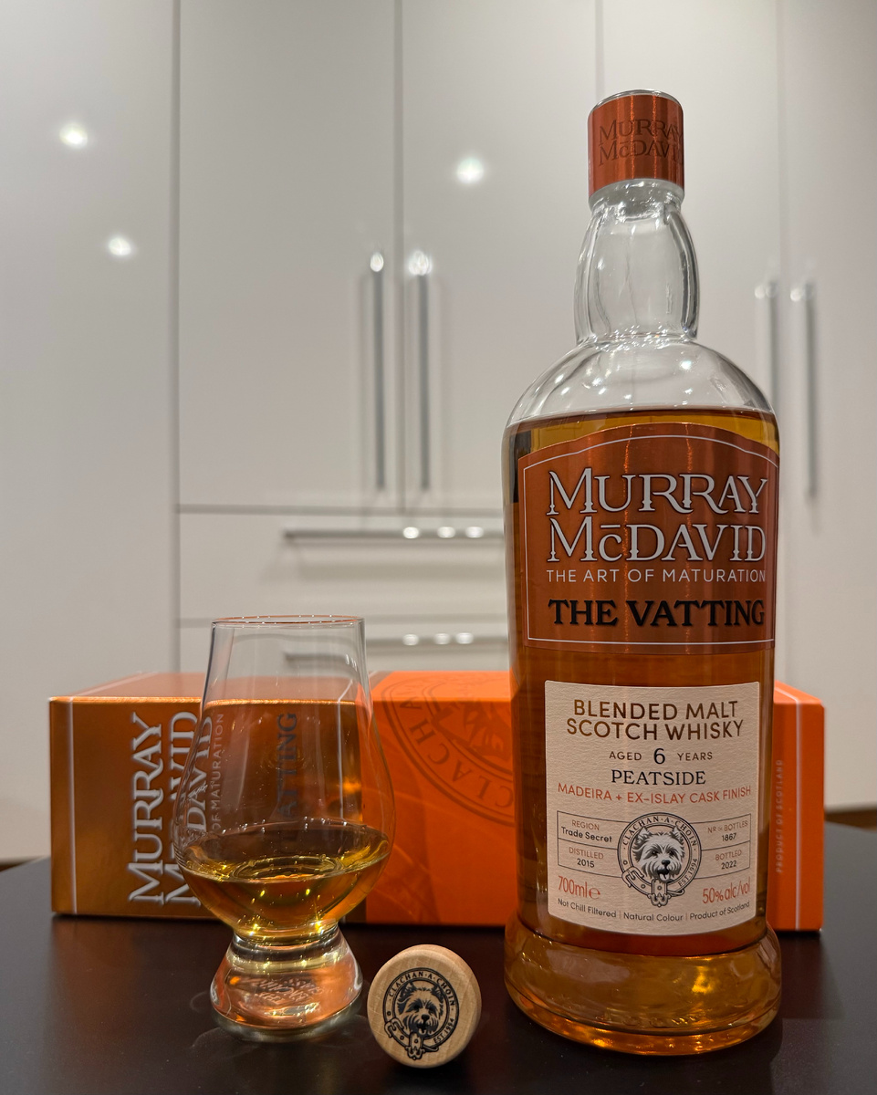 Оформление коробки и этикетки яркое, красивое и сочное.