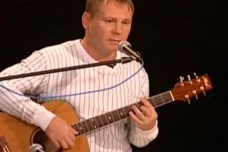    Умер Алексей Степин, певец русского шансона. Ему было 57 лет Кадр видео